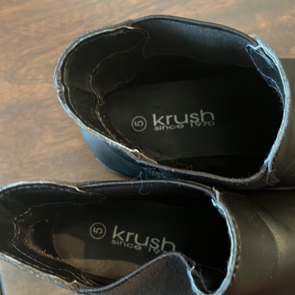 Krush black slip on booties, woman’s size 5, - Picture 3 of 5